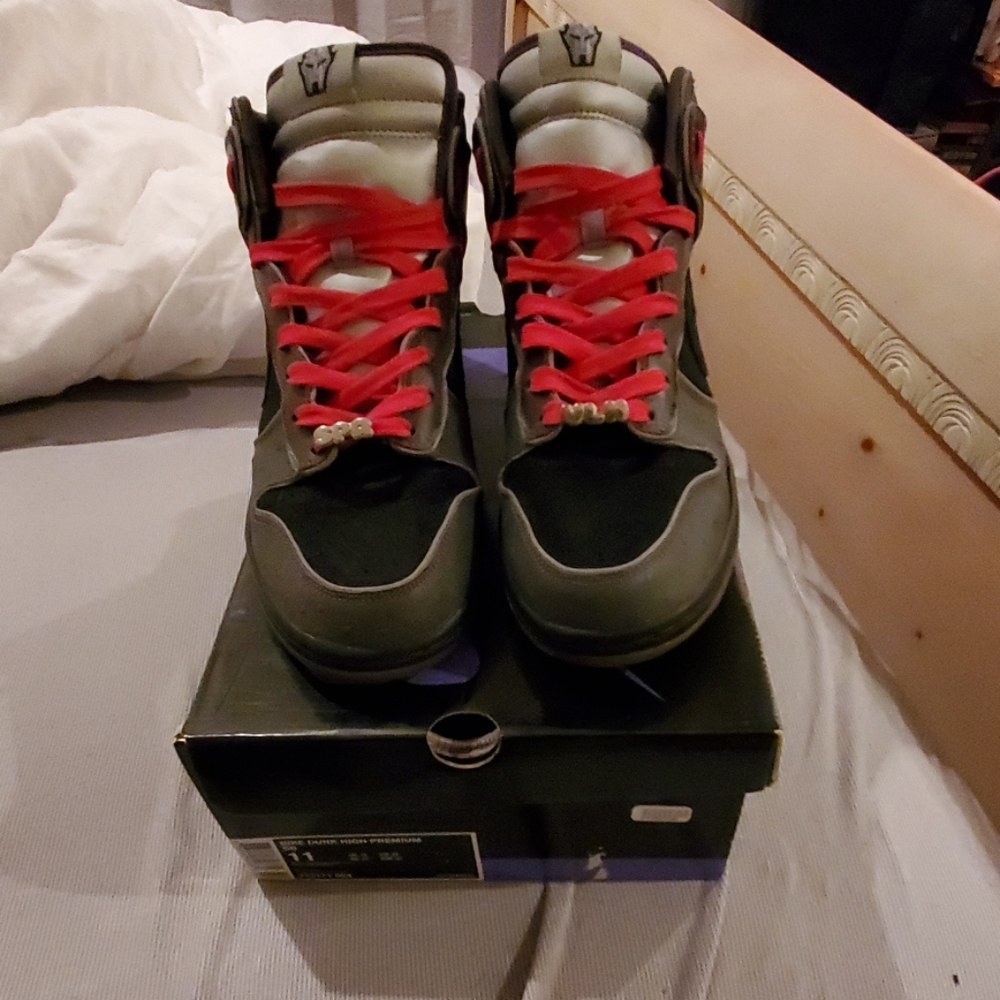 MF Doom SB Dunk High